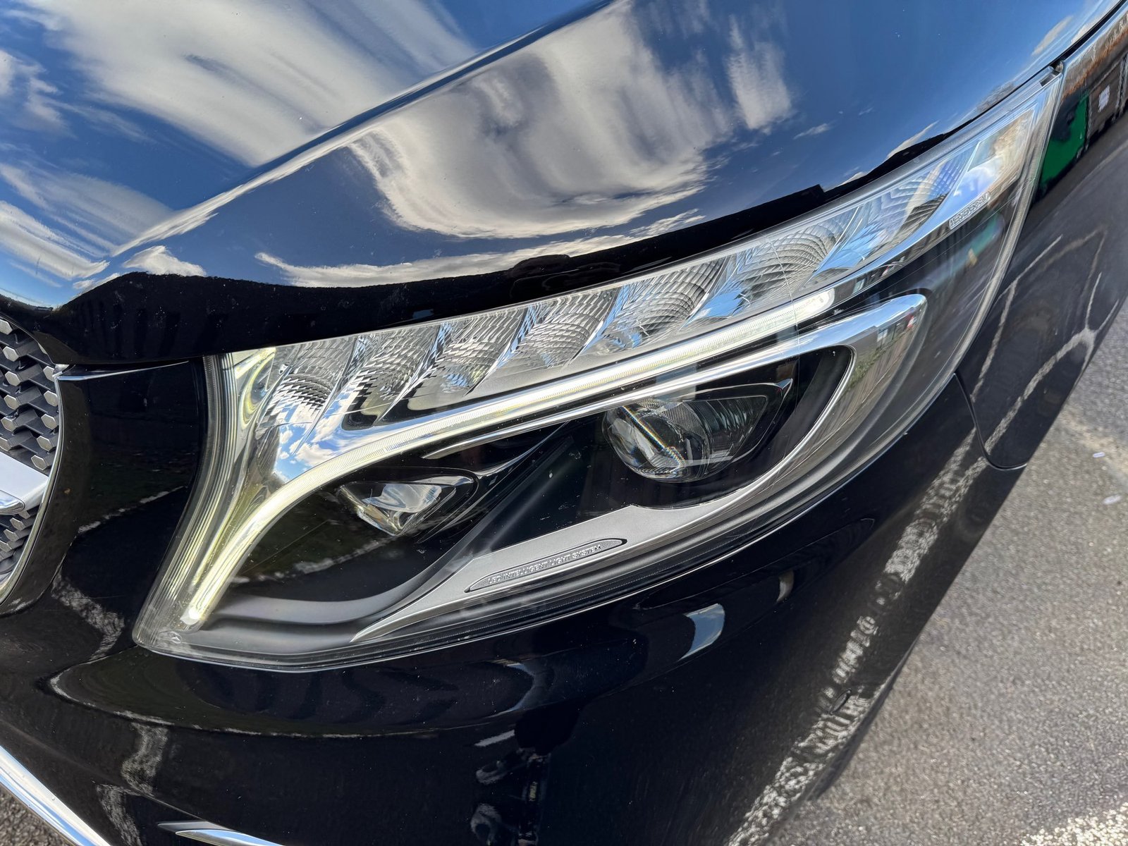 Mercedes-Benz V 300d AMG Line