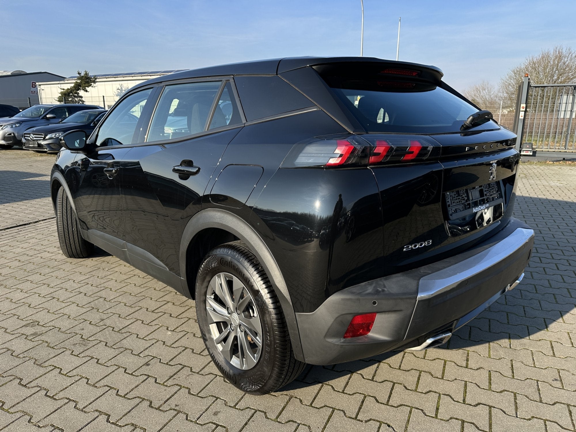 Peugeot 2008 1.2 Active Business