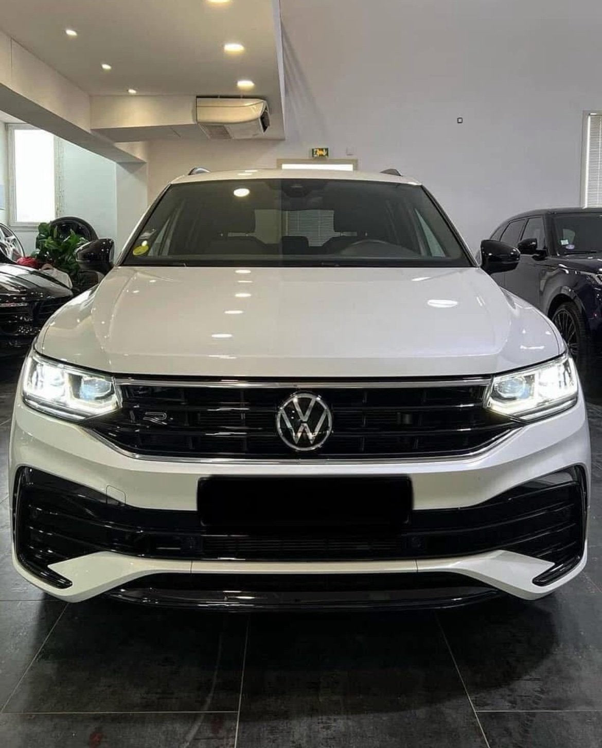 VOLKSWAGEN TIGUAN R-LINE 2.0 TDI