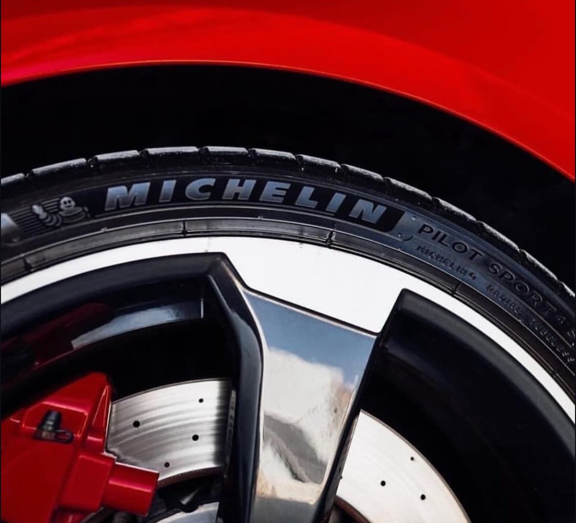 AUDI – RS3 2.5 TFSI 5cil Sportback Quattro