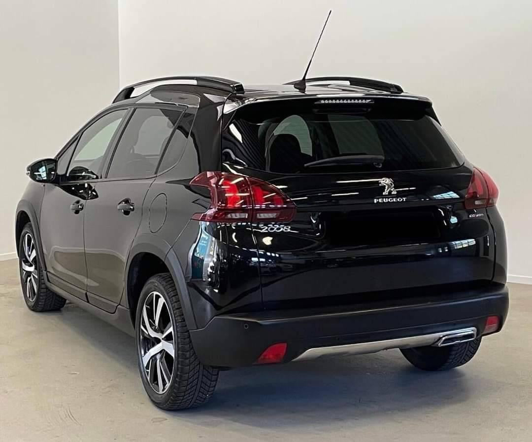 Peugeot 2008 1.2 / GT-Line