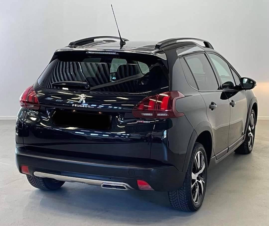 Peugeot 2008 1.2 / GT-Line